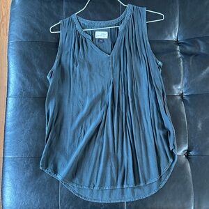 Universal Thread Black Scoop Neck Tank